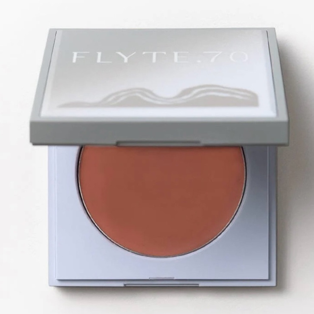 Retail $36 FLYTE 70 Hazy Cheek Crème Blush LOOK OF LOVE (Burnished honey-amber)